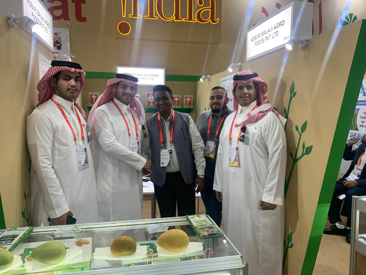 B Fresh team at international trade fair